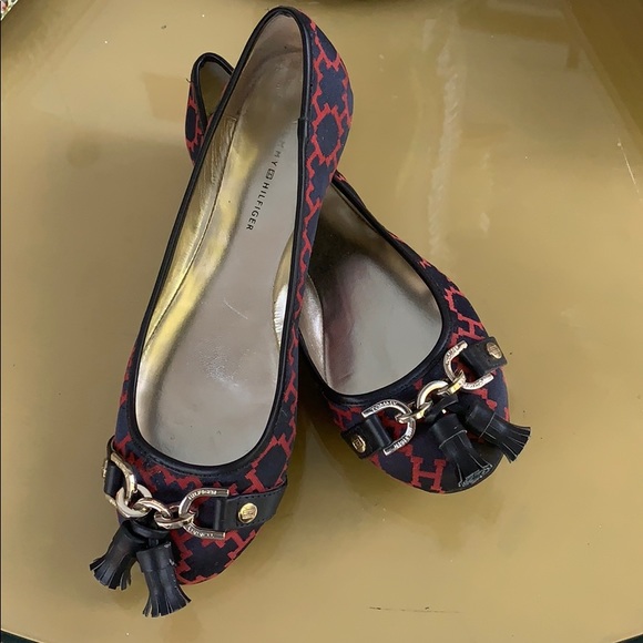Tommy Hilfiger Tassel Toe Flat Shoes Navy & Crimson H Geometric Women’s Size 7 - Picture 1 of 9